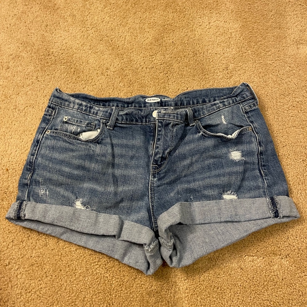 Sz 14 Distressed Old Navy Boyfriend Shorts